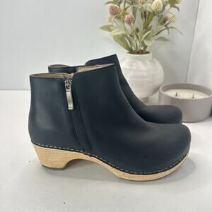 Dansko Lizanne Leather Boot Black Side Zip Round Toe Women's 6.5/EU 37 NWOB